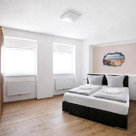 Sunlit Garden & Mountain Apartment 加爾米施-帕滕基興 外观 照片