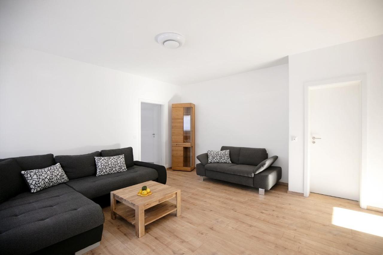 Sunlit Garden & Mountain Apartment 加爾米施-帕滕基興 外观 照片